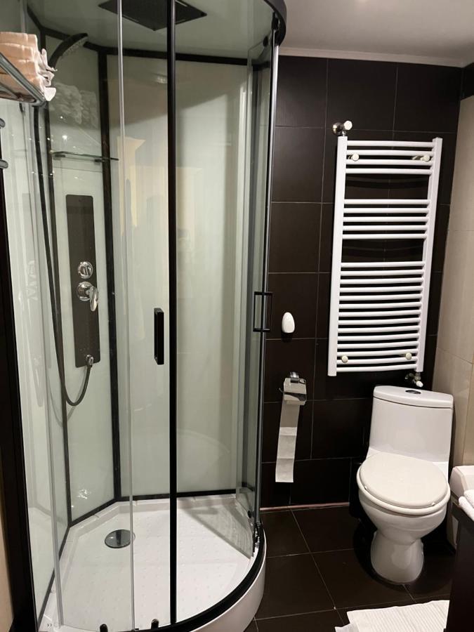 Large 2 Bedroom Apartment Soseaua Nordului Bucarest Extérieur photo
